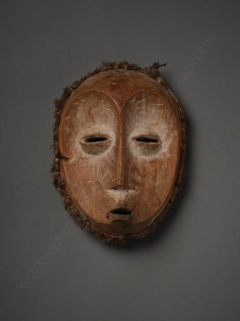 Lega - Congo wood/feather/fibre mask, Image 1++